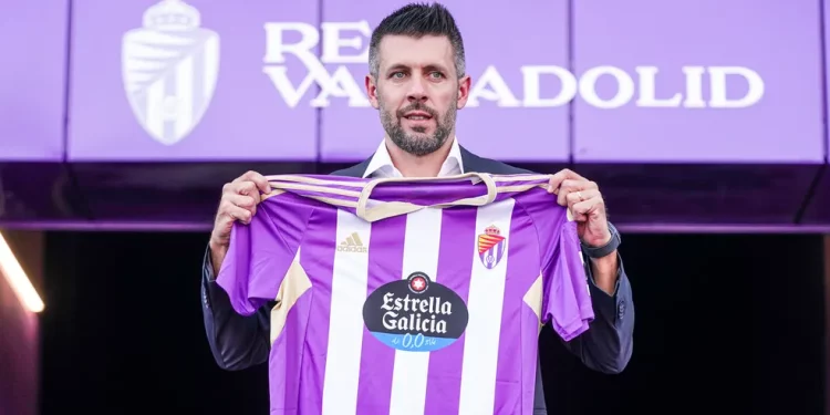 URGENTE! Vasco faz de tudo para convencer Pezzolano