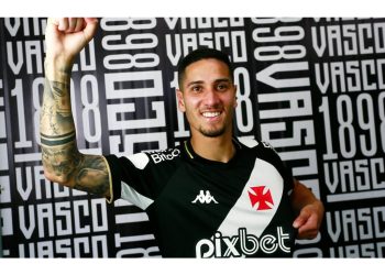 Praxedes celebra retorno ao Vasco da Gama