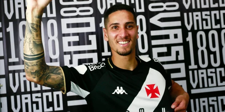 Bruno Praxedes é apresentado pelo Vasco e falou sobre volta ao clube