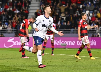 Imprensa gringa coloca jogador que acabou com o Flamengo na mira do Vasco