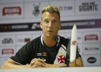 Maxi López pode entrar na jogada para convencer Vietto a jogar no Vasco