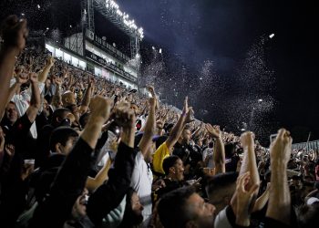 URGENTE! São Januário não é liberado para mandar jogos com torcida