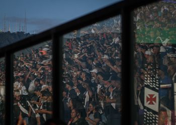 Vasco é multado por publicidade de sócio-torcedor; entenda