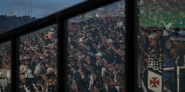 Vasco é multado por publicidade de sócio-torcedor; entenda