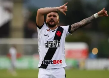 URGENTE! Vasco acerta retorno de Rossi