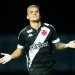 Gabriel Pec se consolida como jogador mais decisivo do Vasco