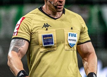 Confira o árbitro de Bragantino x Vasco