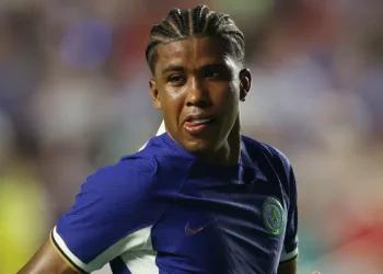 Ex-Vasco, Andrey Santos não deve ser emprestado e pode ganhar chances no Chelsea