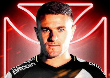 Vasco anuncia contratação do argentino Pablo Vegetti