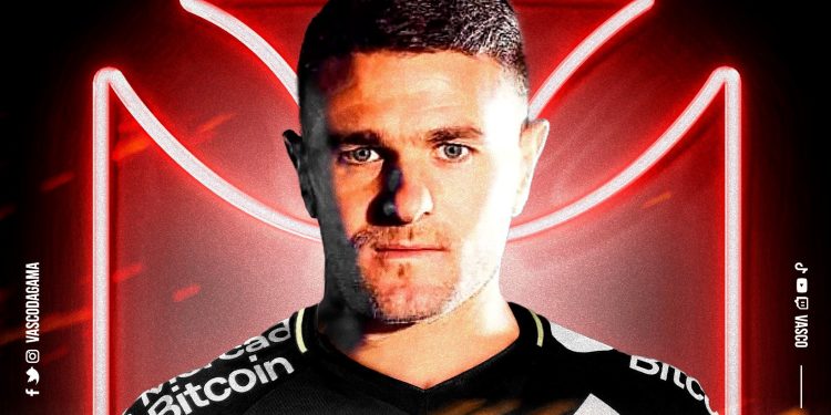 Vasco anuncia contratação do argentino Pablo Vegetti