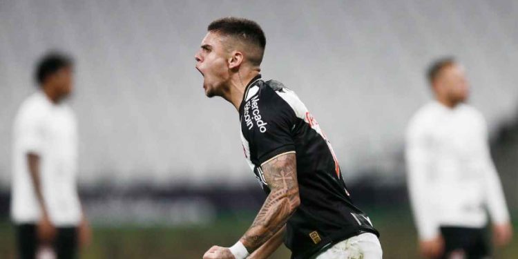 Gabriel Pec fala sobre trabalho de Ramón Díaz e destaca amadurecimento do Vasco