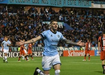 Jornalista argentino avalia Pablo Vegetti: "Típico centroavante"