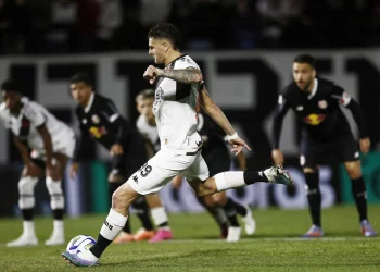 Números de Vegetti em seus 2 jogos pelo Vasco