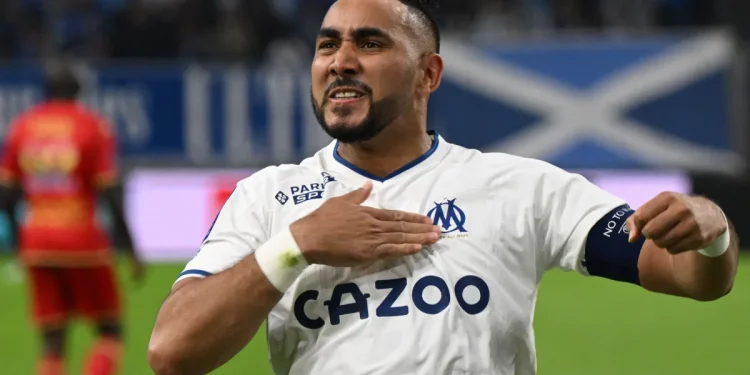 Torcida do Olympique de Marselha protesta contra a saída de Payet para o Vasco