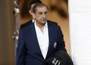 Vasco pode mudar esquema do time contra o Botafogo; veja opções