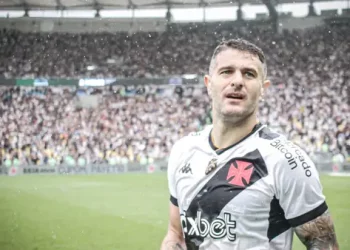 Vasco x Fluminense marca o duelo entre os argentinos Vegetti e Cano; confira