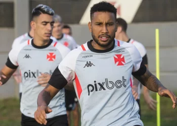Vasco: Confira quem deve assumir a vaga do suspenso Zé Gabriel