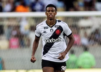 Vasco ganha 4 desfalques de última hora para enfrentar o Coritiba