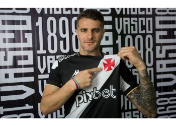 Vasco Vegetti jogará contra o Grêmio