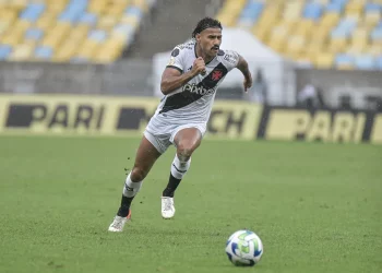 Vasco: Saiu o resultado dos exames de Gabriel Dias; veja a situação