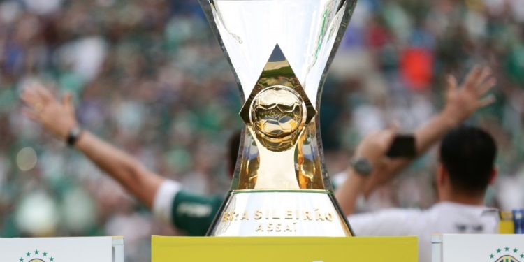 Brasileirão: Clubes são notificados e valores da Globo serão investigados