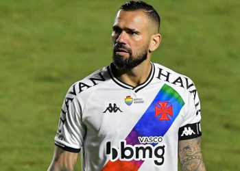 Leandro Castán crava futuro do Vasco no Brasileirão: "É uma questão de tempo"
