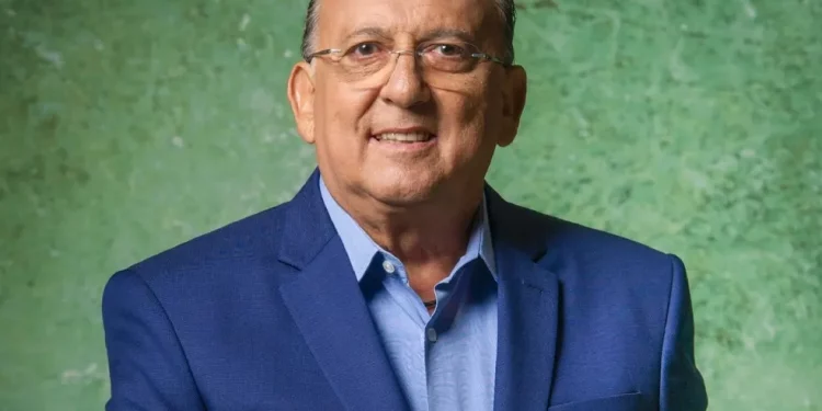 Galvão Bueno fica encantado com a torcida do Vasco e fala sobre Payet