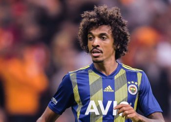 Luiz Gustavo foi cogitado no Vasco