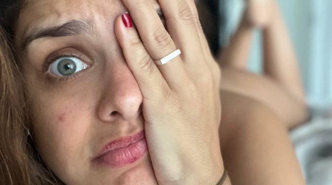 Atriz viraliza após “imitar” comemoração de Vegetti, do Vasco