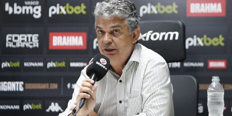 Vasco já trabalha com "sucessor" de Andrey Santos na base