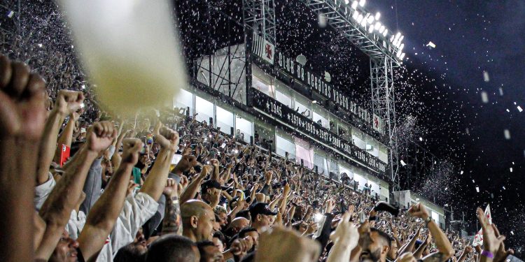 URGENTE! Vasco muda ideia e vai fazer mudança importante no Brasileirão