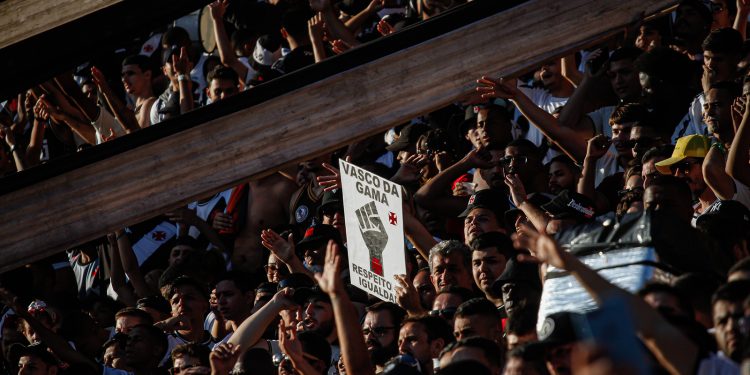 URGENTE! PM garante condições de realizar jogos do Vasco em São Januário