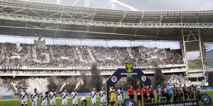 Engenhão ou Maracanã? Vasco divulga local do clássico contra o Fluminense