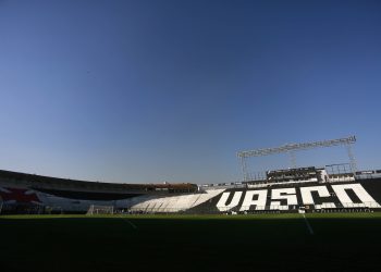 Com torcida: Vasco quer jogar contra o Fluminense em São Januário