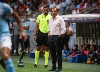 Vai te surpreender! Vaza salário de Ramón Díaz no Vasco