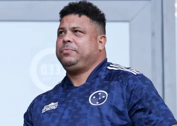 Cruzeiro contrata ex-Vasco para se livrar do rebaixamento
