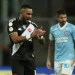 Payet melhora questão física e deve ser titular contra o Fluminense