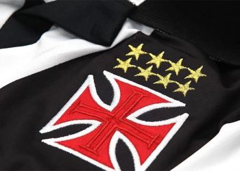 Escudo do Vasco faz sucesso em Revista Inglesa; entenda