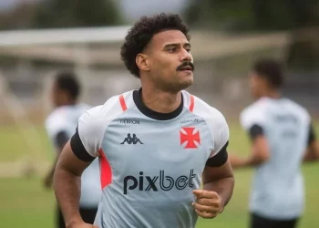 Gabriel Dias poderá jogar contra o Fluminense? Confira