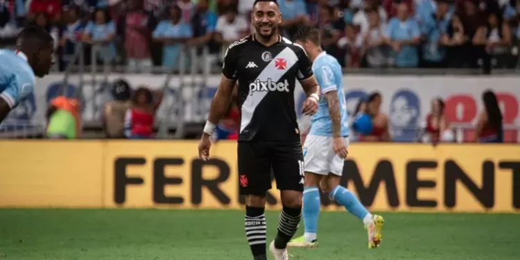 Vasco: confira quem deve sair do time para Payet ser titular