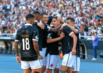 Vasco só depende de si para sair da zona de rebaixamento; entenda