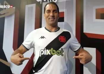 Edmundo pode se candidatar para ser o novo presidente do Vasco; entenda
