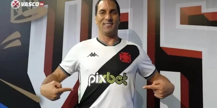 Edmundo pode se candidatar para ser o novo presidente do Vasco; entenda