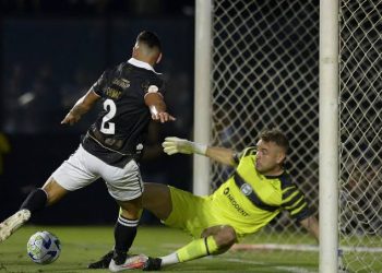 Puma exalta Ramón Díaz no Vasco