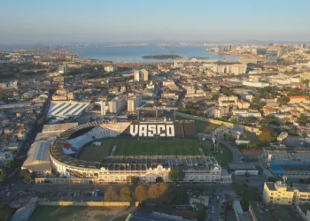 Você sabia? Interdição de São Januário afeta mais de 500 famílias ao redor da Barreira