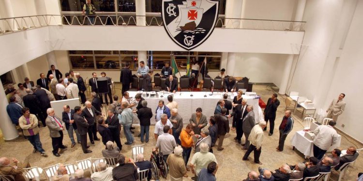 Papo na Colina entrevista Edu Cassiano e Leonardo Rodrigues nesta quarta