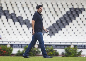Euriquinho decide retirar candidatura para a próxima eleição no Vasco