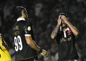 Vasco somou apenas 4 pontos dos 12 possíveis nos últimos quatro jogos