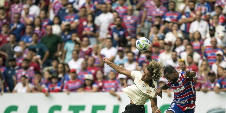 Vasco x Fortaleza: Veja desfalques e pendurados