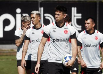 Vasco poderá sofrer grande desfalque